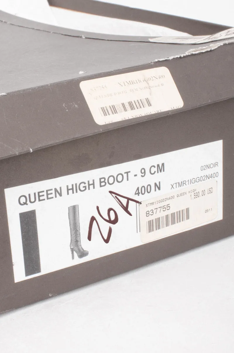 QUEEN KNEE HIGH BOOT WITH TAGS