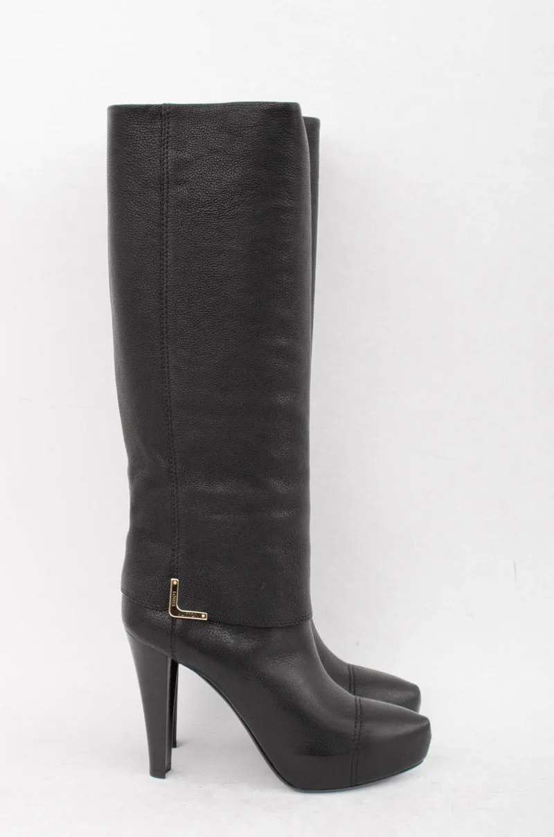 QUEEN KNEE HIGH BOOT WITH TAGS