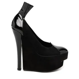Sculptural Shoes
